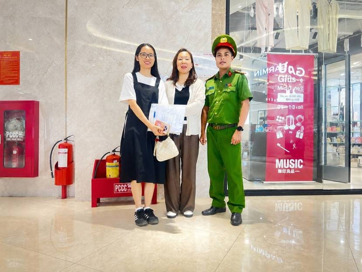 Công an điều tra giao dịch 92.555.000 đồng của người phụ nữ Hàn Quốc tới tài khoản Shinhanbank, 1 người phụ nữ SN 1976 được mời tới làm việc