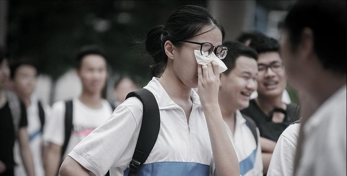 Thi đỗ đại học y dược danh tiếng, nữ sinh nhận được thông báo ngay trước khi nhập học 1 ngày: “Em không đủ điều kiện vào đây”