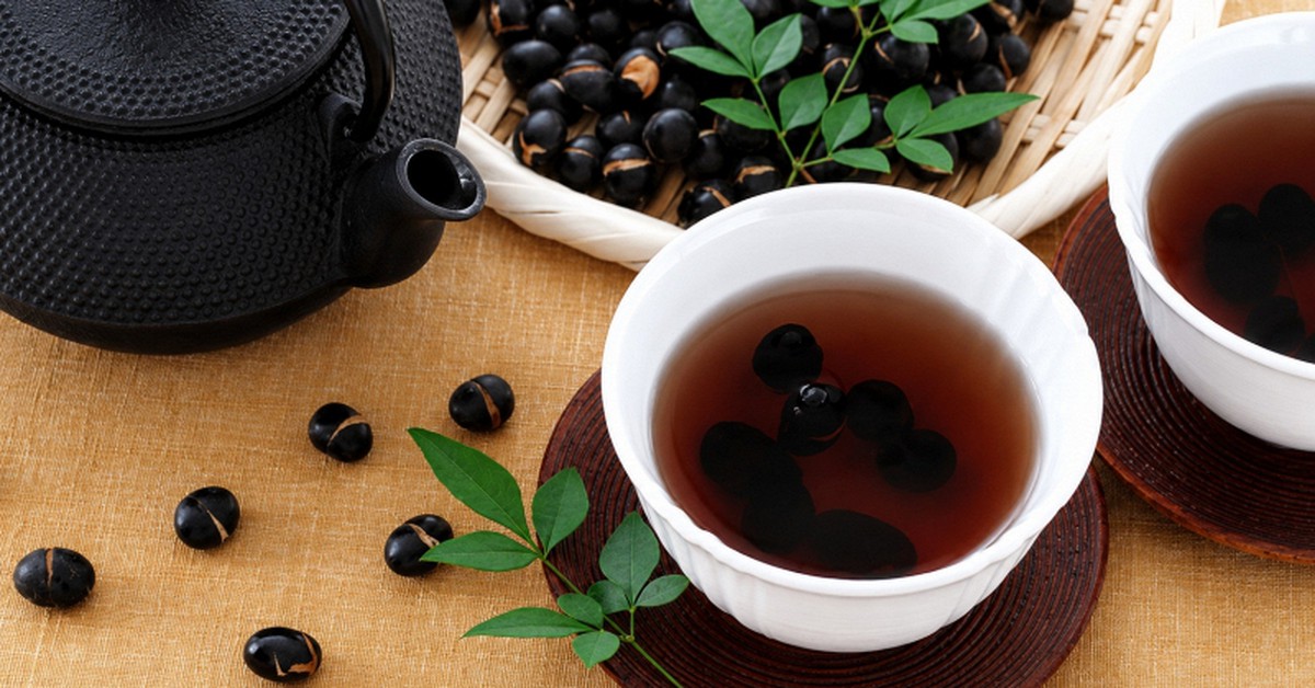 Lời khuyên cho những người hay uống nước đậu đen