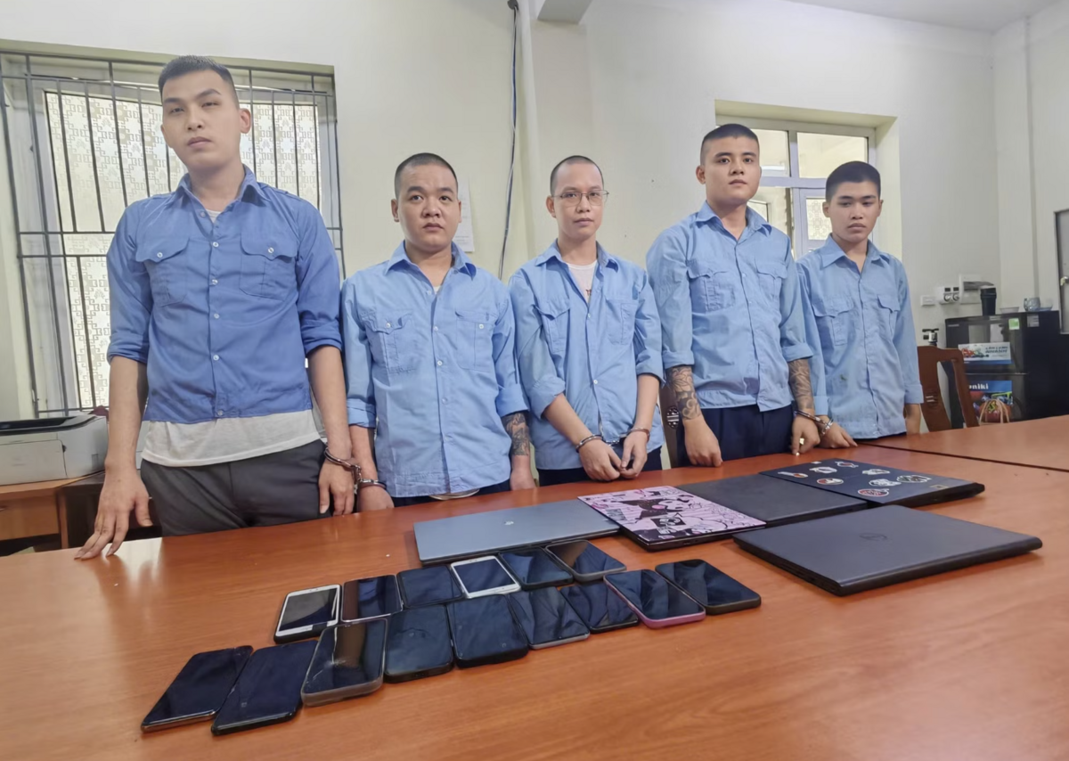 Mua bán phần mềm vượt dữ liệu sinh trắc học chiếm 14 tỷ đồng tài khoản ngân hàng