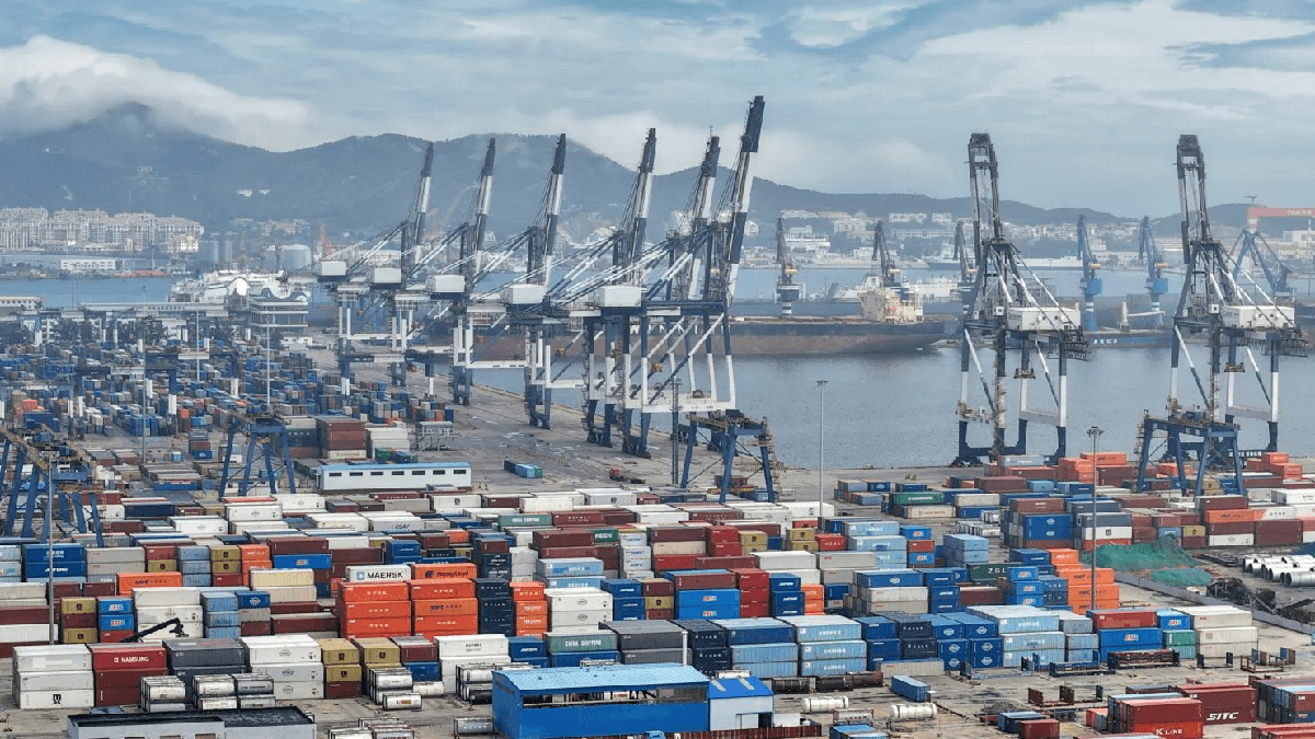 Trung Quốc: GDP quý 2 tăng thấp hơn dự báo, chạm đáy 4 năm