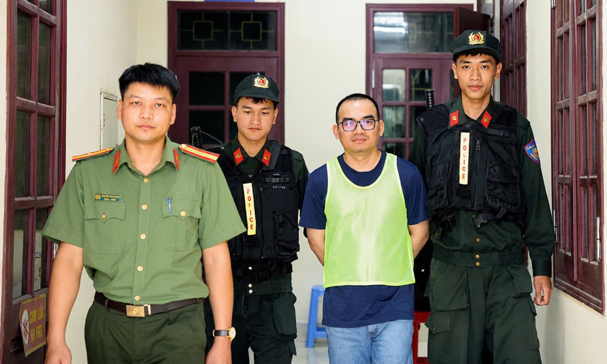 Điều tra loạt giao dịch hàng nghìn tỷ, trinh sát đồng loạt ra quân bắt Đinh Đức Phụng và 11 đối tượng