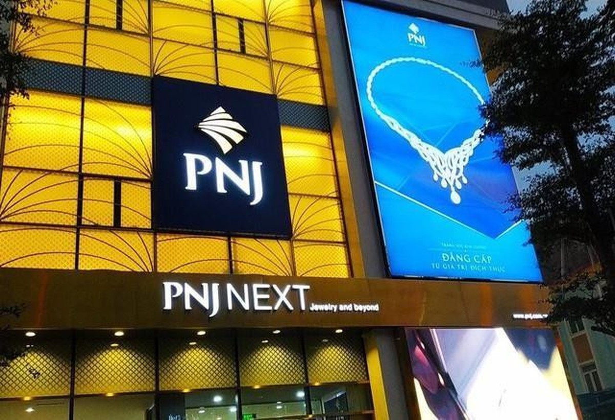 PNJ thủng đáy 5 năm, vốn hóa "bốc hơi" 22.500 tỷ đồng sau vài tháng