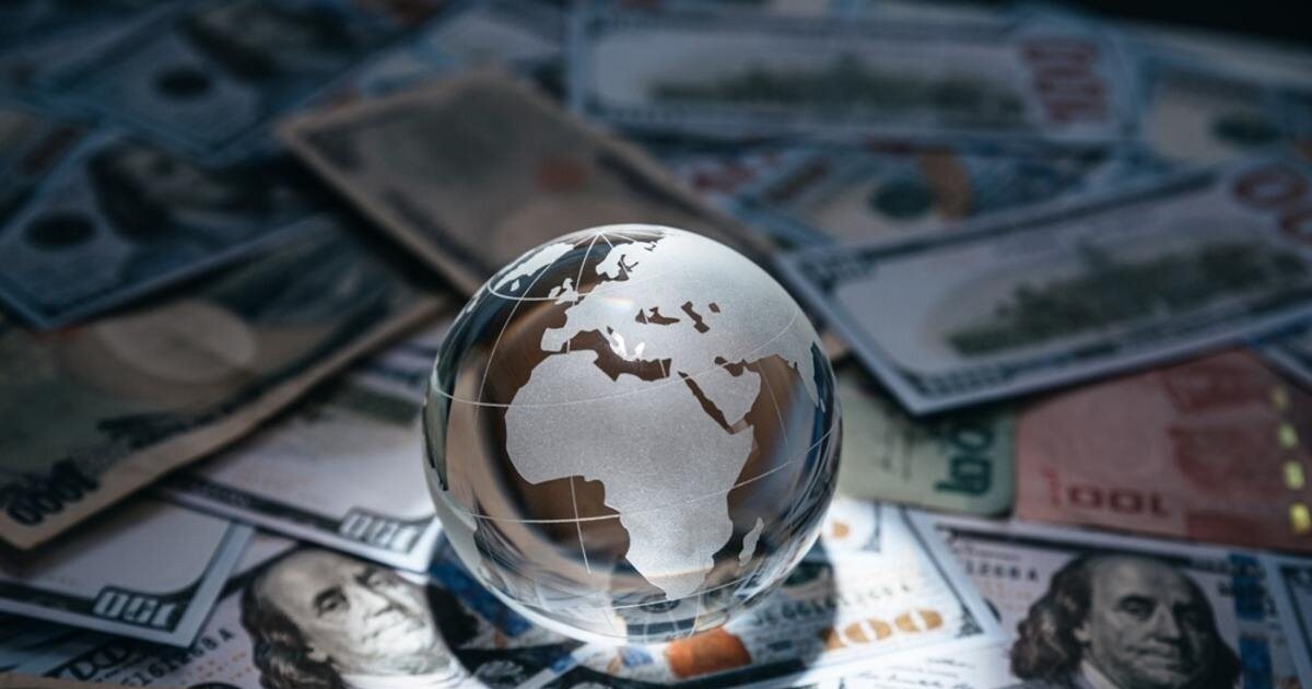 Kinh tế thế giới năm 2026: Thương mại giảm tốc, lạm phát tăng trở lại và dịch chuyển của dòng vốn đầu tư