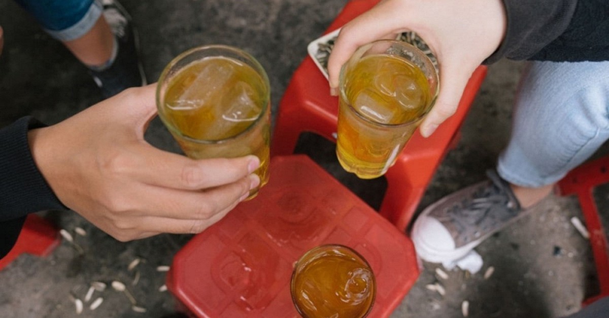 Vì sao trà đá lại hay miễn phí?