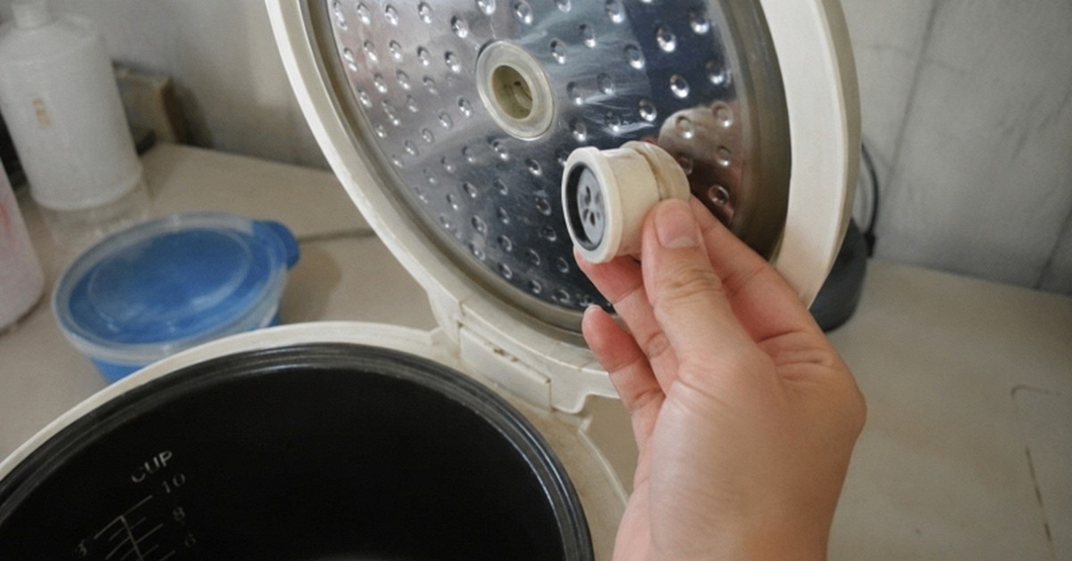 Nồi cơm điện có một bộ phận rất bẩn nhưng nhiều nhà chưa từng rửa