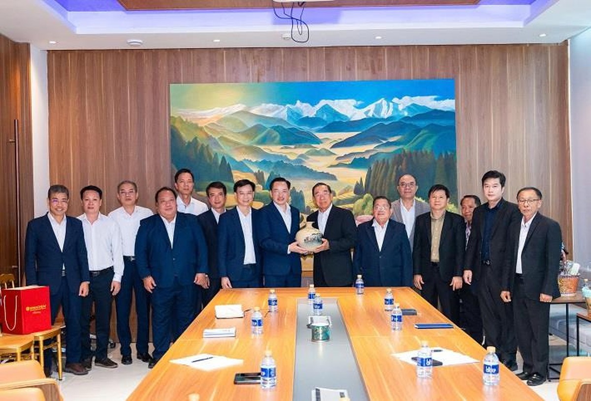 Vinachem bắt tay tập đoàn kinh tế tư nhân hàng đầu của Lào