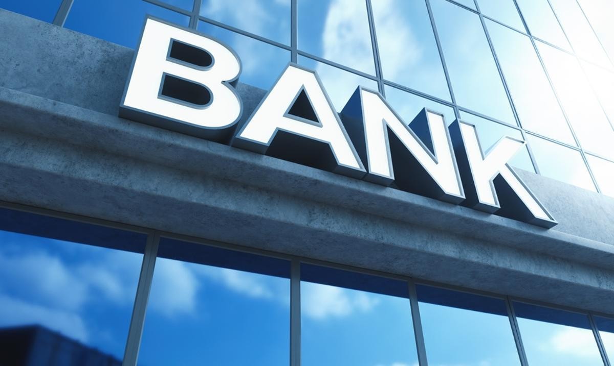 Tuần này, sàn HoSE sẽ có thêm một ngân hàng: Ban lãnh đạo nắm 11% vốn, lợi nhuận 6 tháng cao gấp 5 lần cùng kỳ