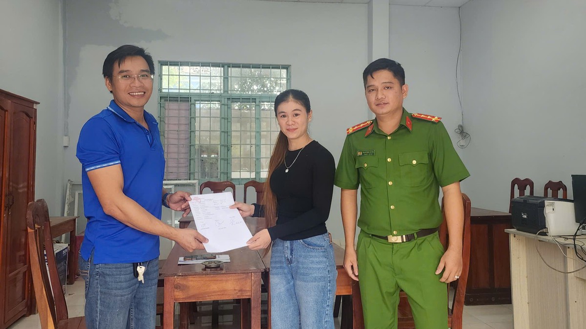 Phát hiện giao dịch chuyển khoản 100 triệu đồng đến tài khoản của Trần Thị Thanh Tuyền SN 1993, công an lập tức vào cuộc điều tra