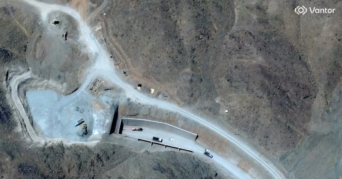 Iran chuyển máy ly tâm và uranium làm giàu đến "pháo đài ngầm"?