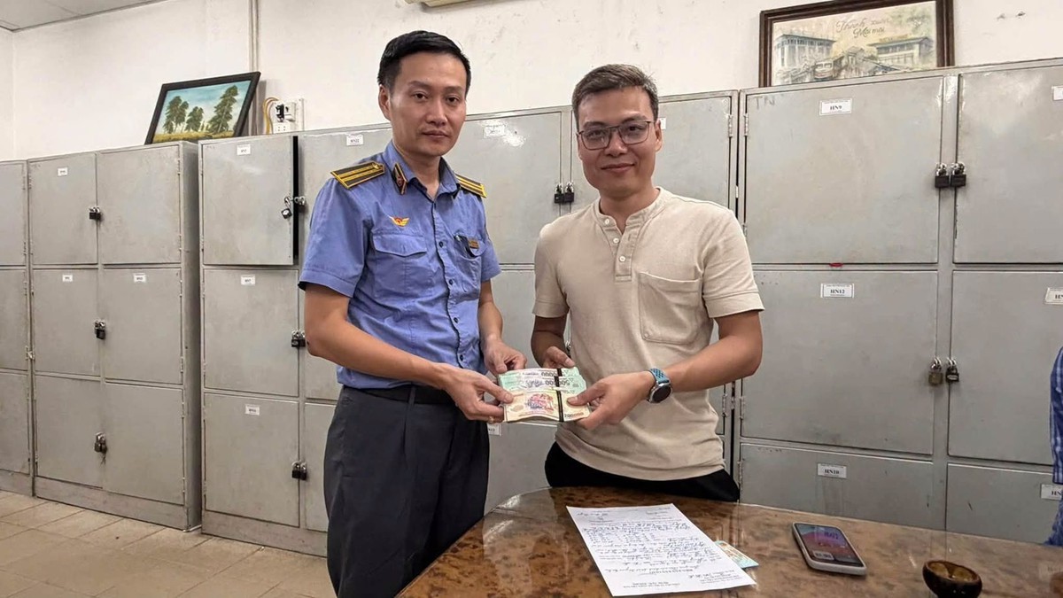 Phát hiện 273 tờ tiền từ 50.000-500.000 đồng nằm chơ vơ trên chuyến tàu về ga Hà Nội: Nhân viên nhà ga lập tức xác minh