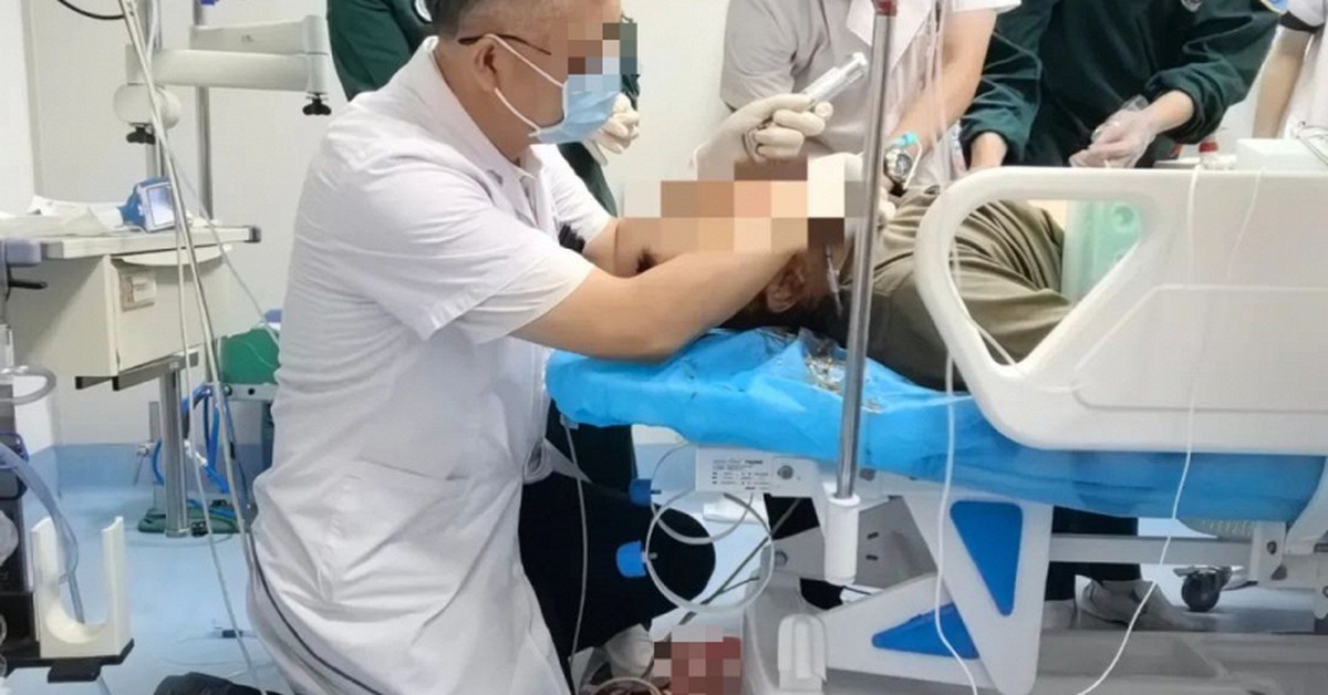 4 người một nhà cùng mắc ung thư phổi dù không ai hút thuốc, bác sĩ nhắc nhở 7 "thủ phạm" tưởng lạ mà quen