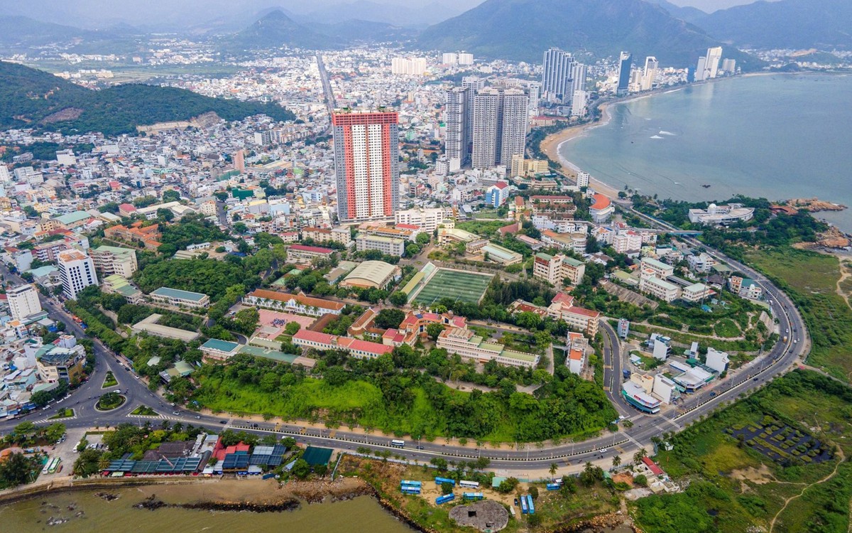 1 trường đại học vùng vừa công bố doanh thu hơn 358 tỷ đồng: Sở hữu 445 Giáo sư, Phó Giáo sư, Tiến sĩ và Thạc sĩ, quy mô 15.000 sinh viên