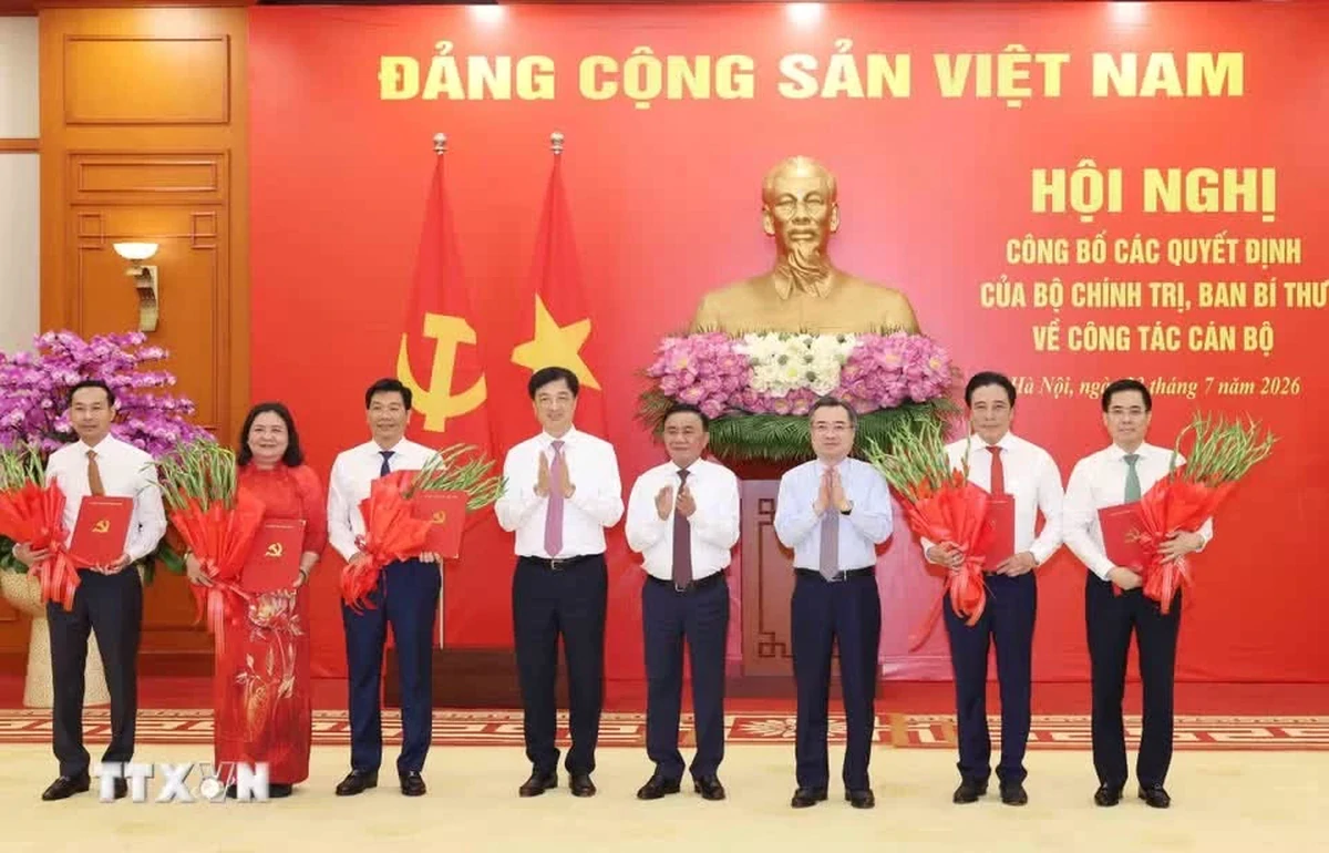 Công bố 5 quyết định của Bộ Chính trị, Ban Bí thư về công tác cán bộ