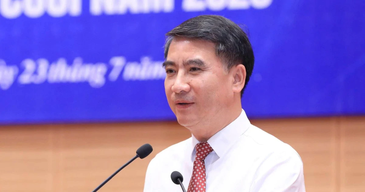 Lãnh đạo Hà Nội: "Nộp thuế chậm thì các anh phạt, thuế chậm hoàn thì chẳng ai phạt"