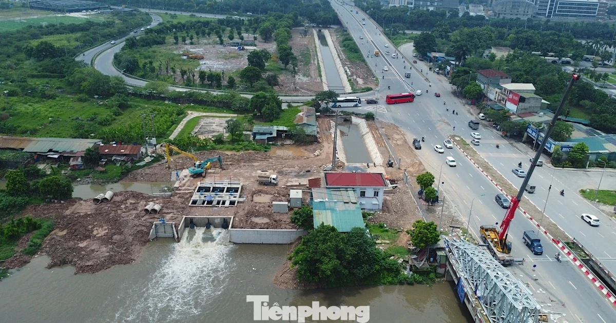 "Giải cứu" Đại lộ Thăng Long thoát ngập
