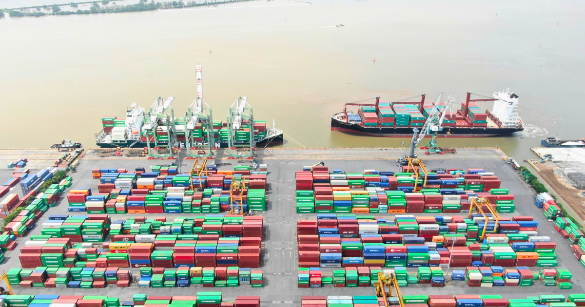 Phó Tổng Giám đốc Viconship đăng ký mua 500.000 cổ phiếu VSC