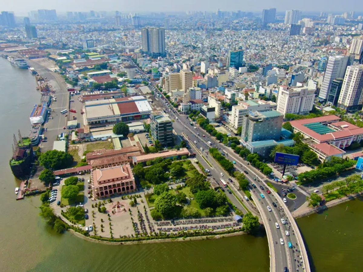 Nhà nước sẽ điều tiết, kiểm soát và quyết định giá đất như thế nào?