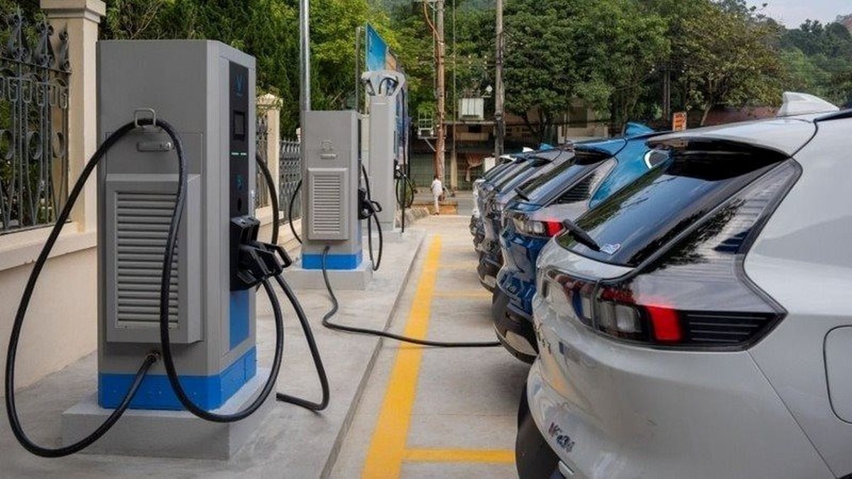 Công ty trạm sạc VinFast của tỷ phú Phạm Nhật Vượng ra thông báo tạm ngừng một việc quan trọng