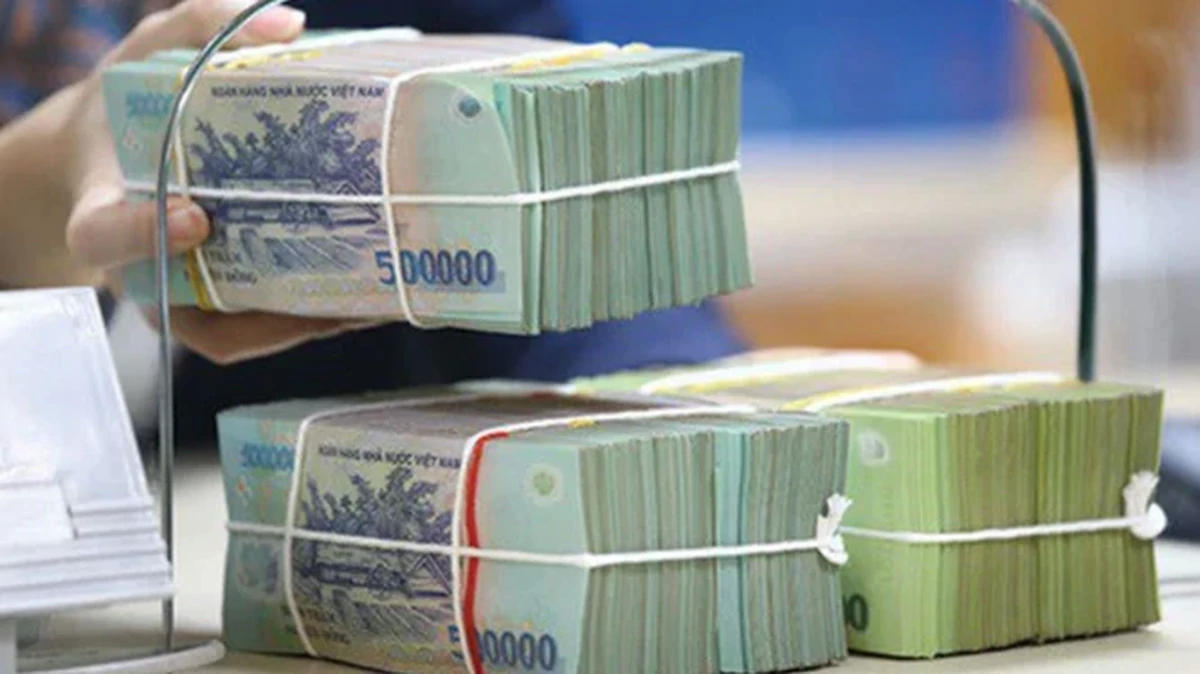 Đang diễn ra việc "đi đêm" lãi suất huy động