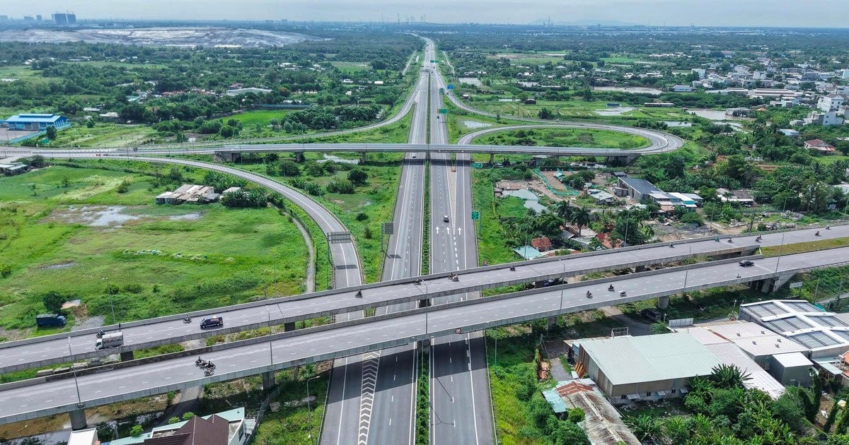 Chu kỳ công nghiệp hóa mới đang thay đổi "cuộc chơi" bất động sản miền Tây