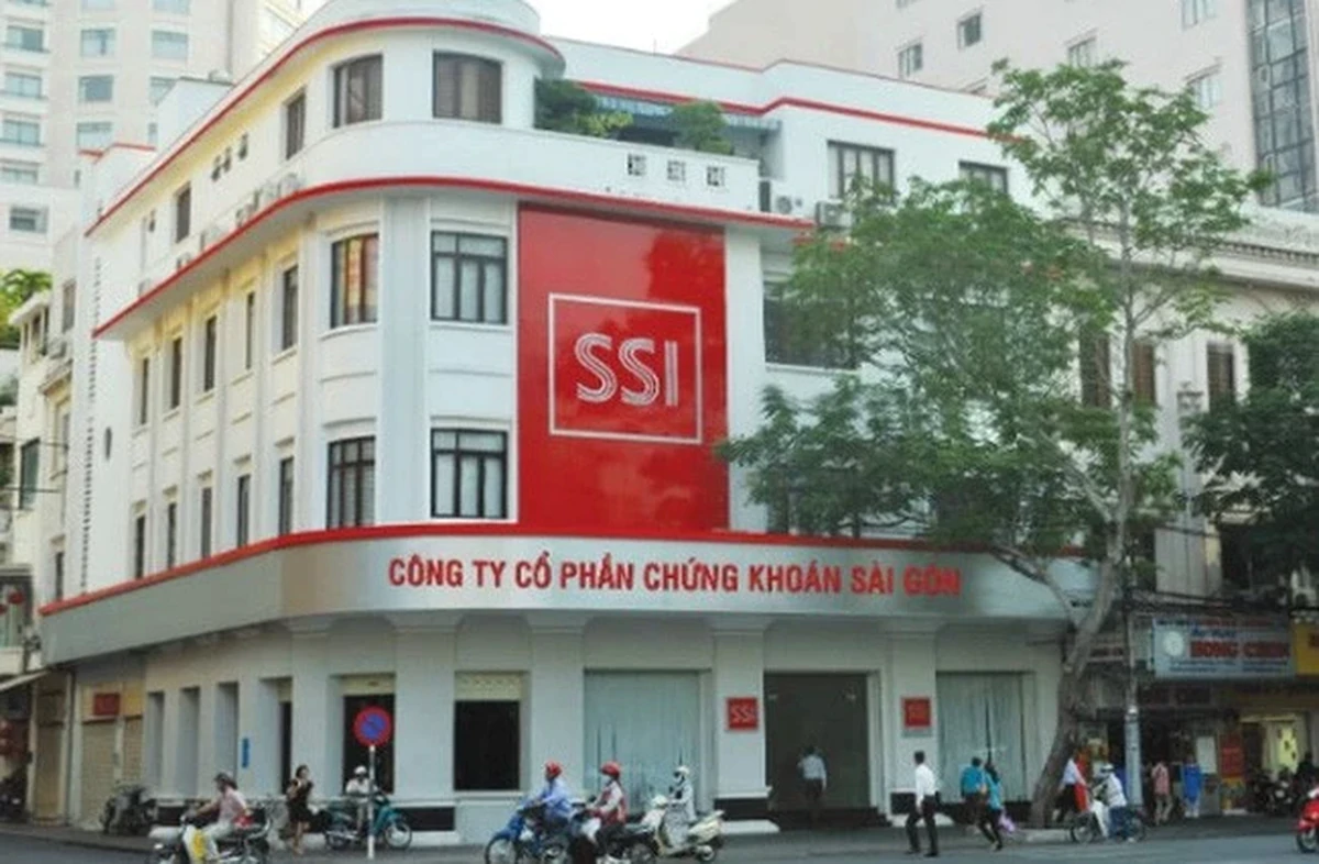Công ty chứng khoán ồ ạt tăng vốn