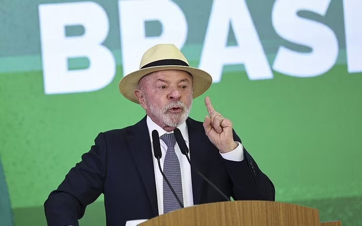Tổng thống Brazil cảnh báo đòn thuế của ông Trump là "sai lầm chiến lược"
