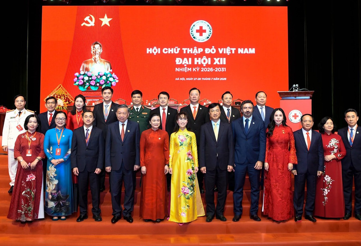 Tỷ phú Nguyễn Thị Phương Thảo nhận nhiệm vụ mới tại Hội Chữ thập đỏ Việt Nam