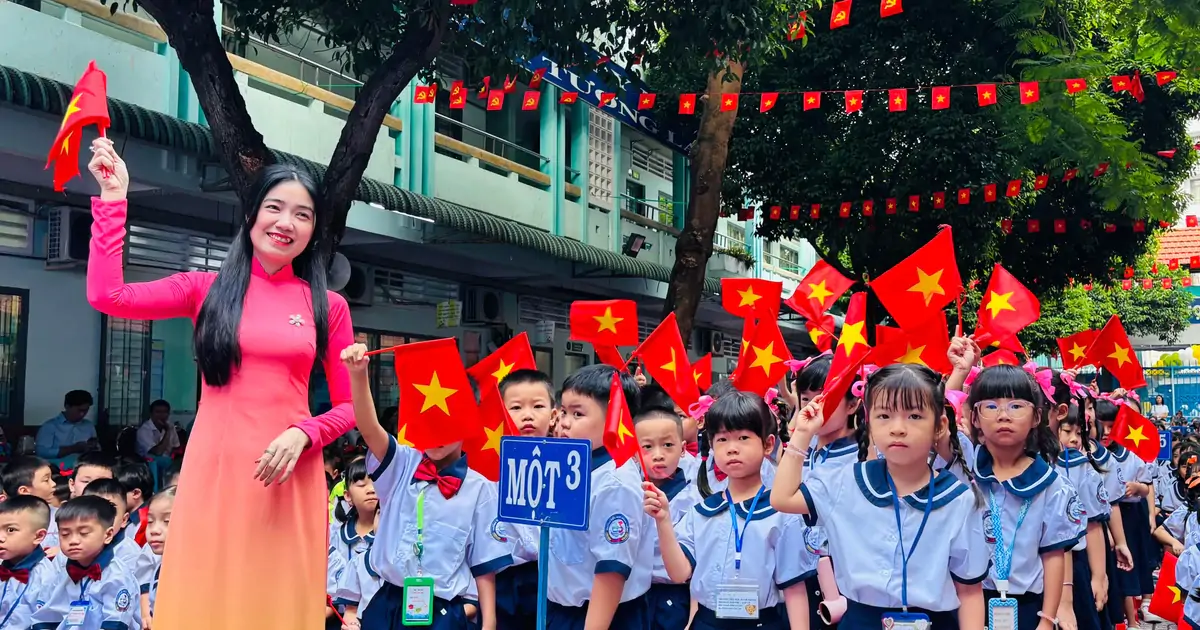 TPHCM công bố chính sách học phí, siết các khoản thu và mua đồng phục đầu năm học mới