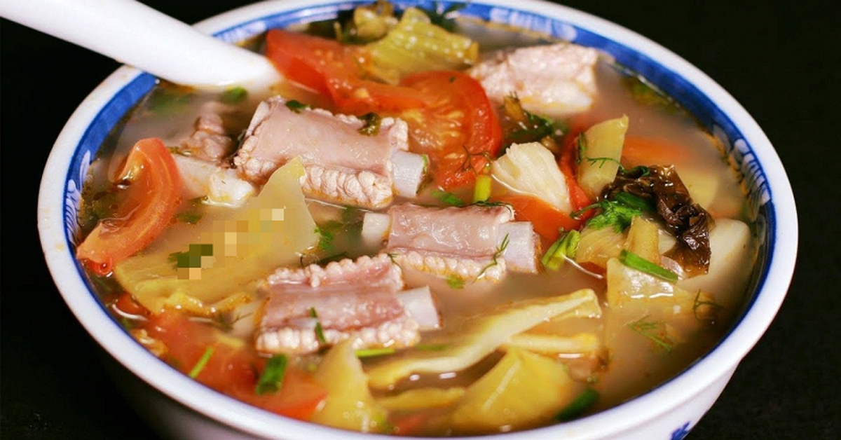 Một nhà 3 người cùng mắc ung thư tuyến giáp: "Thủ phạm" là món rau nhiều người tưởng ăn càng nhiều càng khỏe