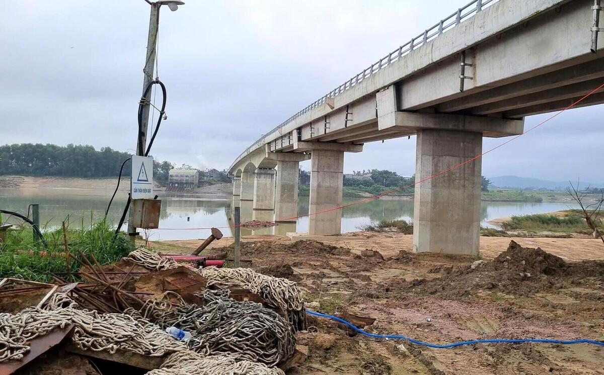 Cầu 575 tỷ đồng nguy cơ vỡ tiến độ, Chủ tịch Đà Nẵng chỉ đạo "nóng"
