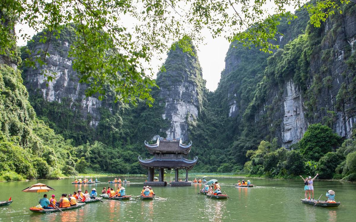 Từ hôm nay 31/7, Tràng An tạm dừng tuyến tham quan này: Du khách chú ý
