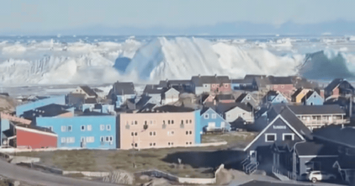 Hàng triệu tấn băng khổng lồ bất ngờ lật úp tại Di sản Thế giới Greenland, cuộn sóng biển dâng cao tạo cảnh tượng khó tin