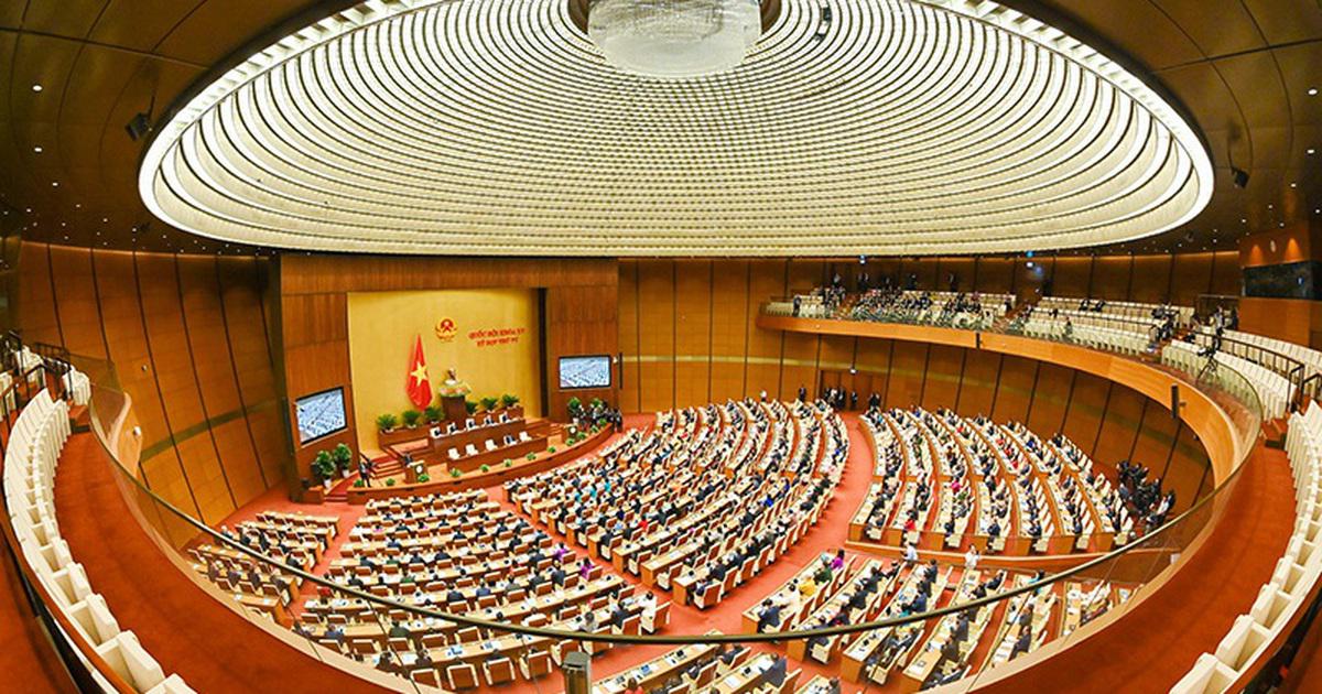 Kỳ họp không thường lệ thứ Nhất: Quốc hội quyết định công tác nhân sự, thành lập 2 thành phố; xem xét thông qua 19 luật, 4 nghị quyết...