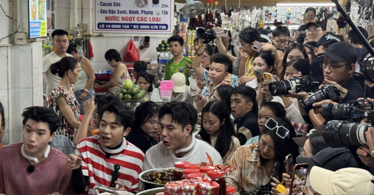 Ngày 3/7, ghi nhận cảnh tượng lạ tại quán ốc hút trong chợ Cồn (Đà Nẵng)