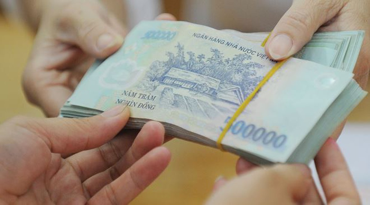 Em gái đòi trả tôi đúng 327 triệu đồng sau 10 năm, tôi cầm sổ ngân hàng mà không hiểu chuyện gì