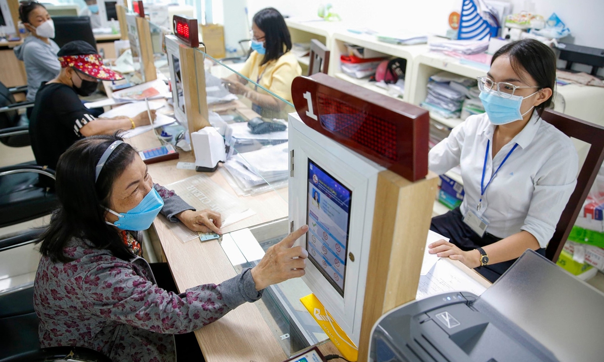 Bổ nhiệm cấp phó vượt quy định, tuyển công chức sai vị trí là hành vi lãng phí