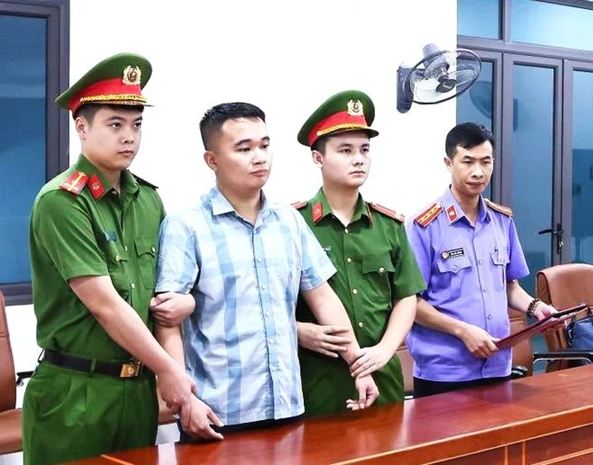 Thông tin bất ngờ về giáo viên bị giữ khẩn cấp trong vụ điểm Toán cao bất thường ở Tuyên Quang