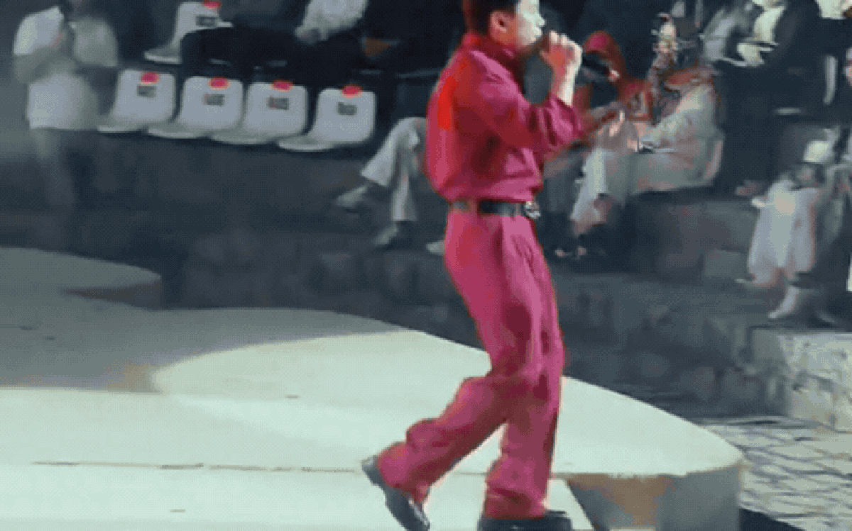 Việt Nam có ca sĩ "cất giọng lên là có hit”, nhạc cả nước thuộc mà vẫn lận đận 10 năm