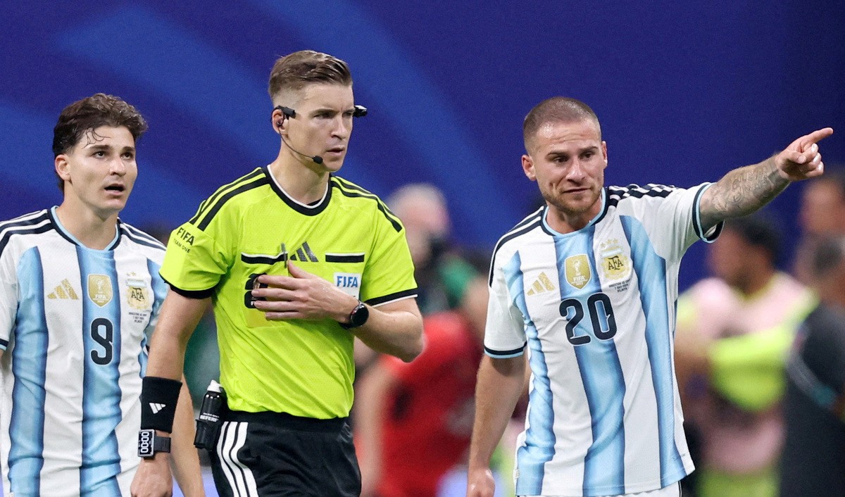 Thua Argentina không phục, Ai Cập đòi FIFA "treo còi" trọng tài