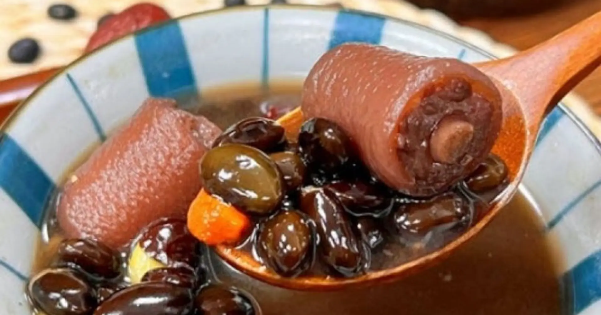Loại canh quen thuộc được ví như "món bổ thận" trong dân gian, cách nấu rất đơn giản