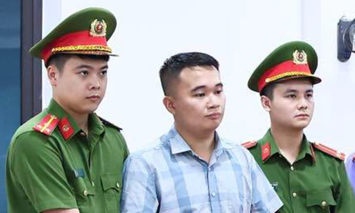 Giáo viên Trường THPT Chuyên Tuyên Quang vi phạm vì động cơ thành tích