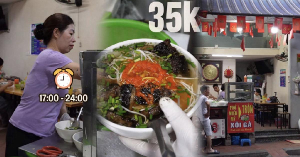 "Lên phố cổ cũng không ra được vị này": Quán phở chả nướng than hoa ở Hà Nội ninh nước dùng từ 15kg xương với mía, bát chỉ 35.000 đồng