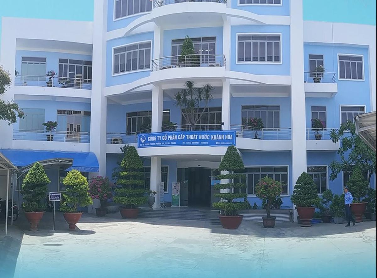 Một doanh nghiệp nhà nước trả cổ tức bằng tiền mặt với tỷ lệ 17,5%