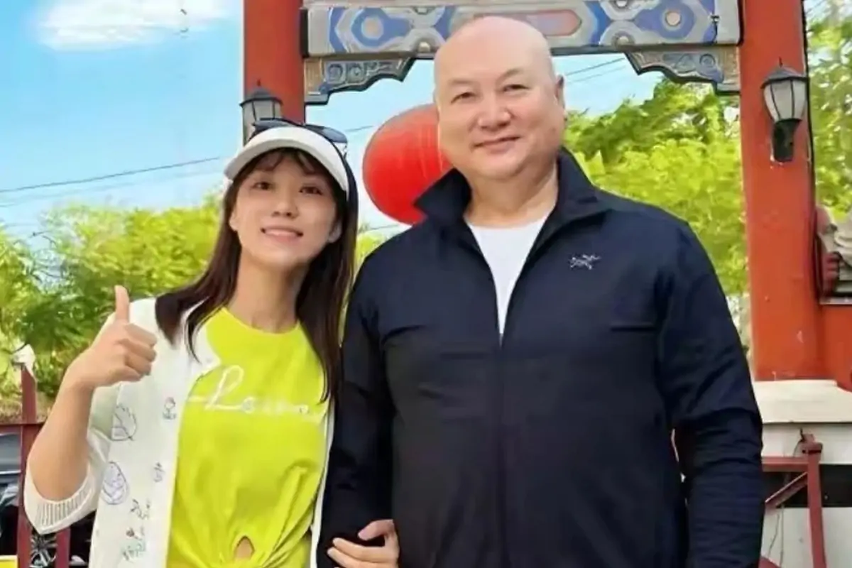 "Đường Tăng" Trì Trọng Thụy bị xóa tên khỏi các công ty của vợ tỷ phú