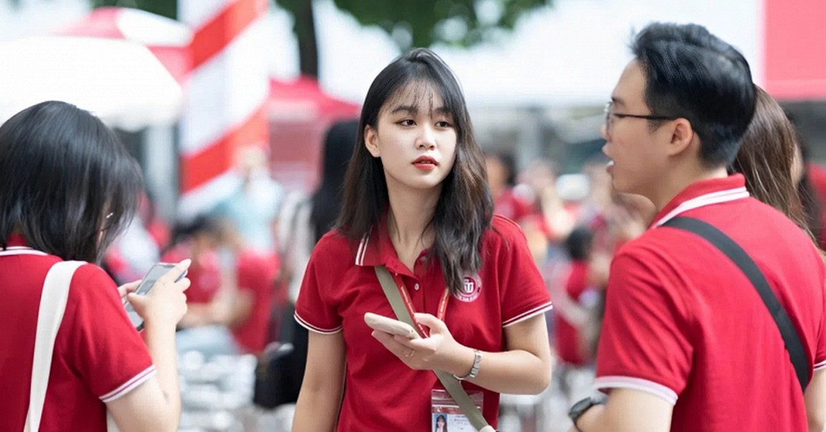 TỔNG HỢP điểm chuẩn BIG4 kinh tế miền Bắc 2026: Nhiều ngành vượt 28 điểm!