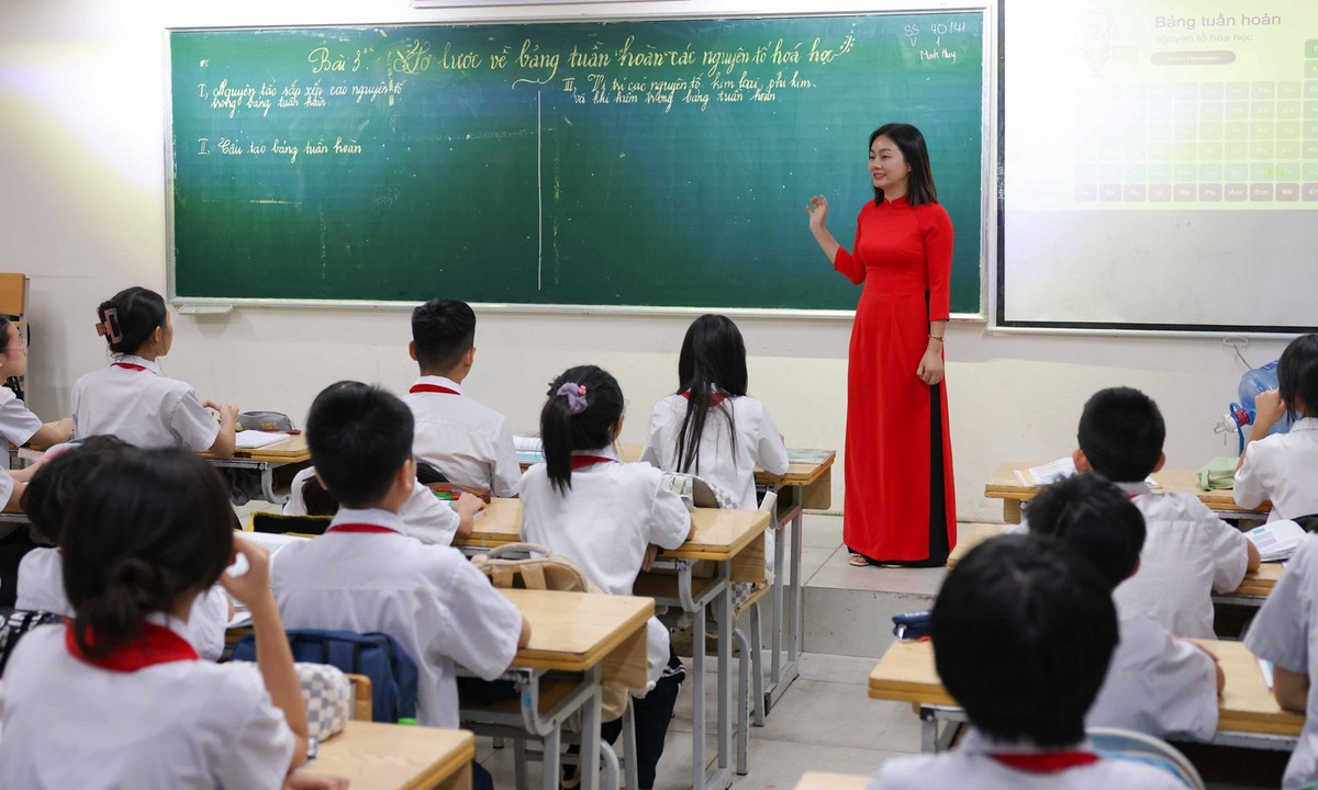Hoàn thành chi trả chế độ với hiệu trưởng, hiệu phó dôi dư nghỉ việc trước 30/11