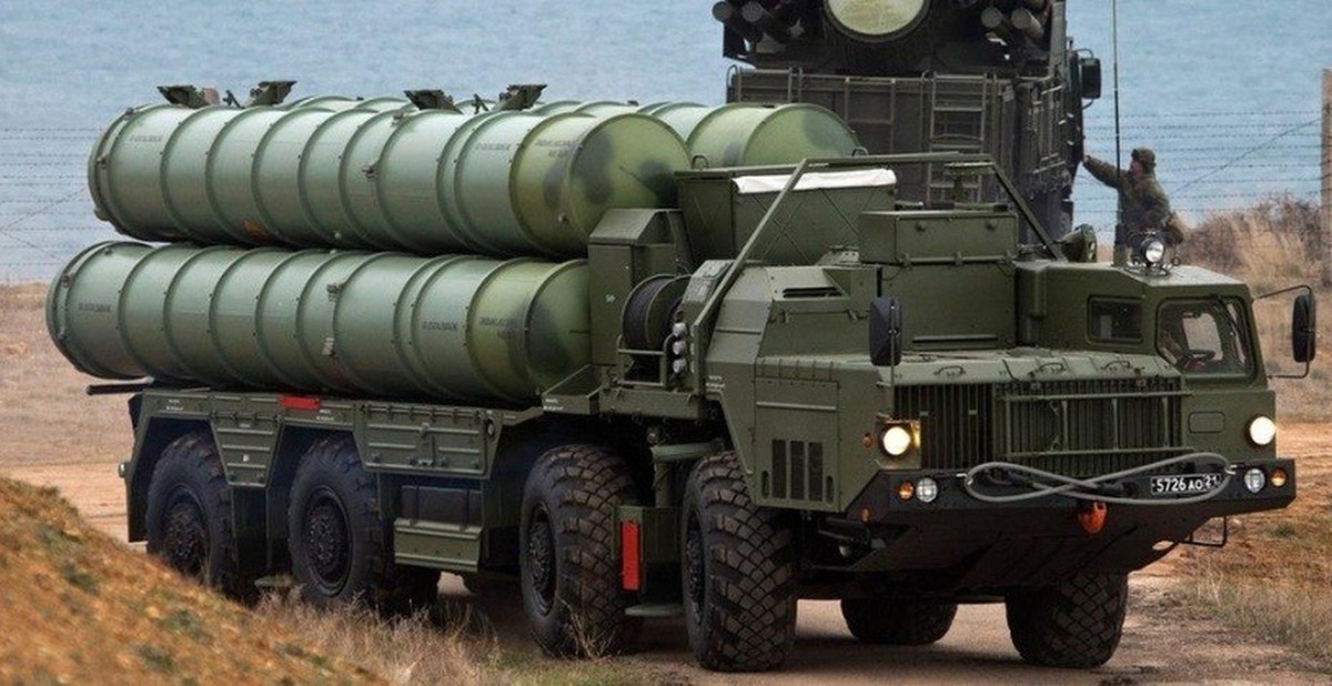 Báo Nga: S-400 dùng chiến thuật lạ, hạ liên tiếp 24 máy bay Ukraine