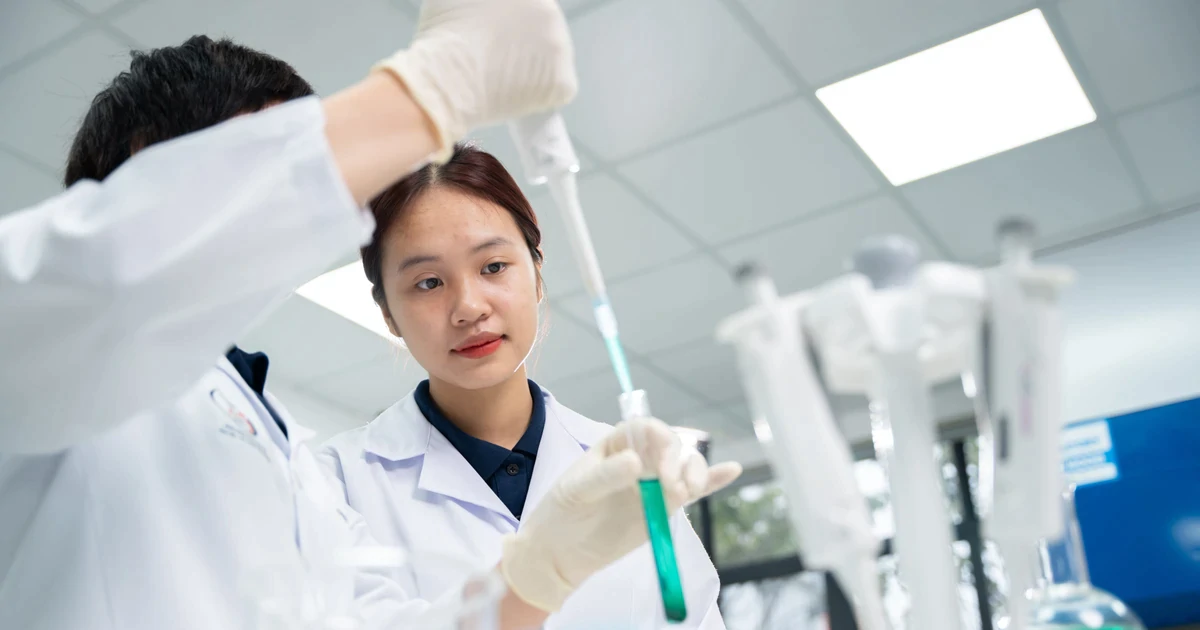 "Chốt" mức lương 300 triệu đồng/tháng với Tổng công trình sư