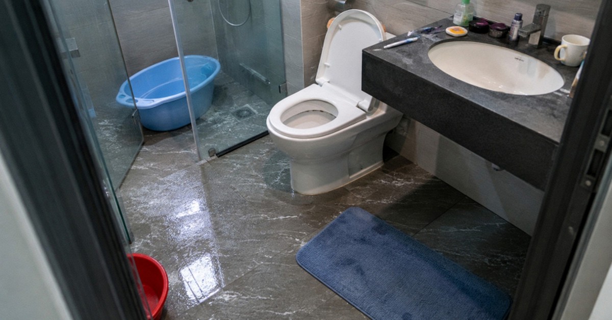 Vì sao ngày càng nhiều gia đình không còn gộp nhà vệ sinh và phòng tắm? 2 cách bố trí tiện hơn khi nhà đông người